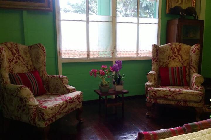 Room 28 of 50