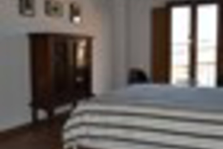 Room 11 of 162