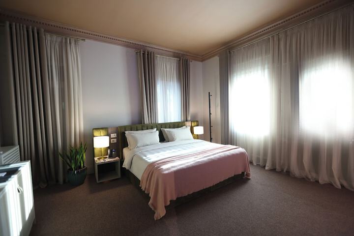 Room 21 of 72