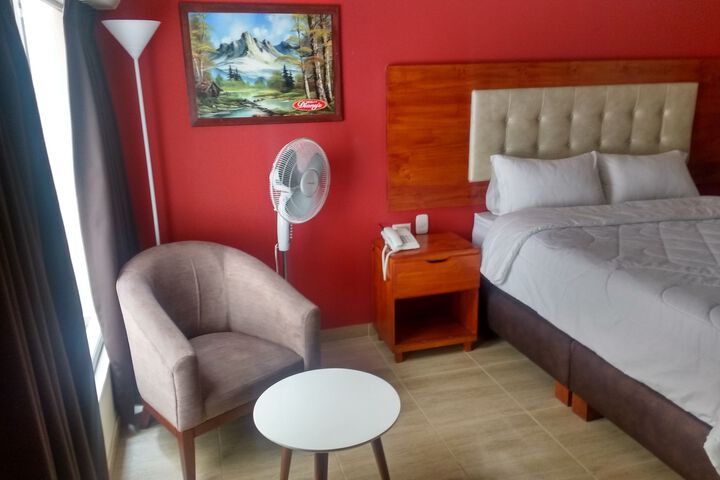 Room 37 of 43