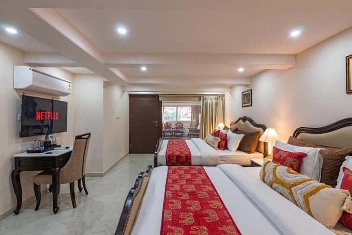 Room 14 of 53