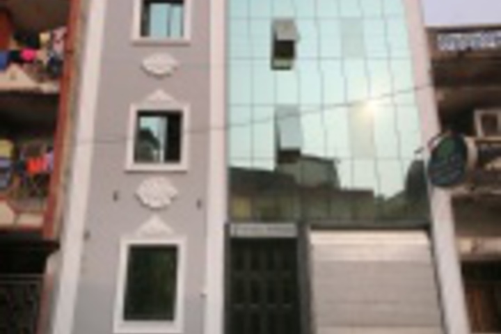 Hotel 73 of 407