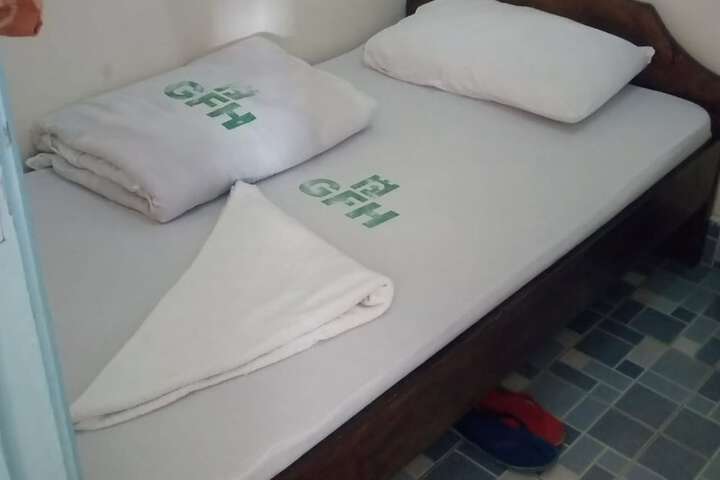 Room 3 of 13