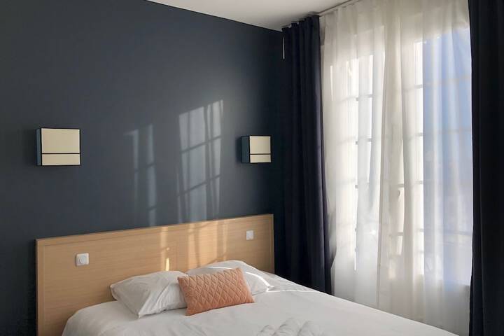 Room 3 of 60