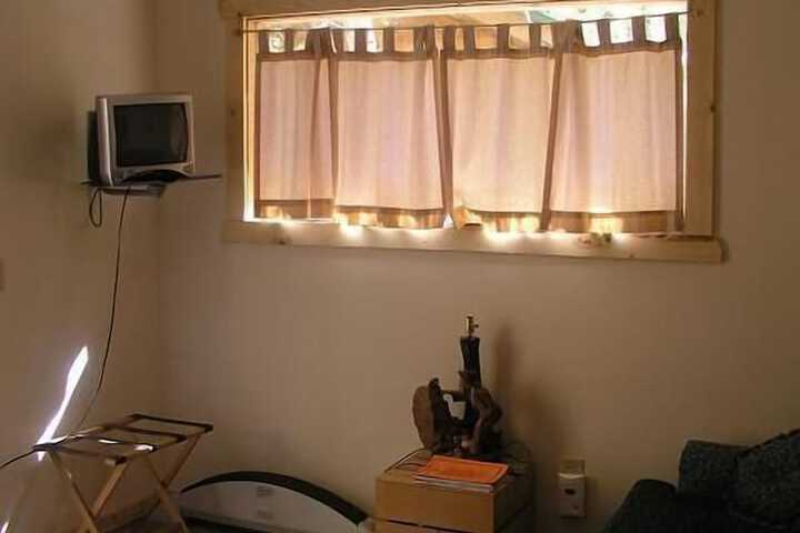 Room 28 of 218