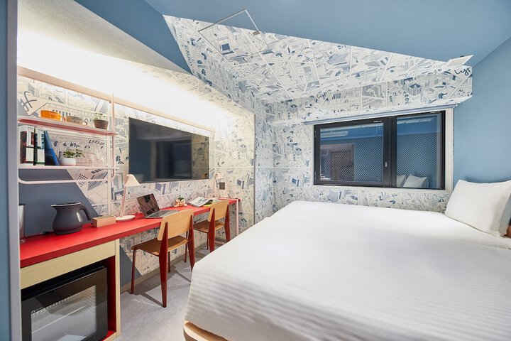 Room 10 di 60