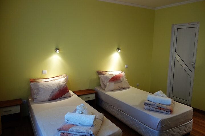 Room 15 of 29