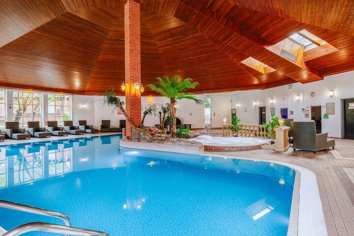 Pool 74 of 113