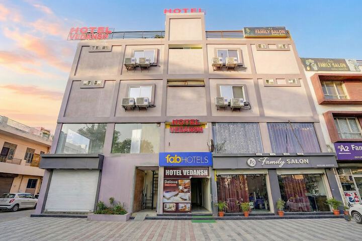 Fabhotel Vedansh