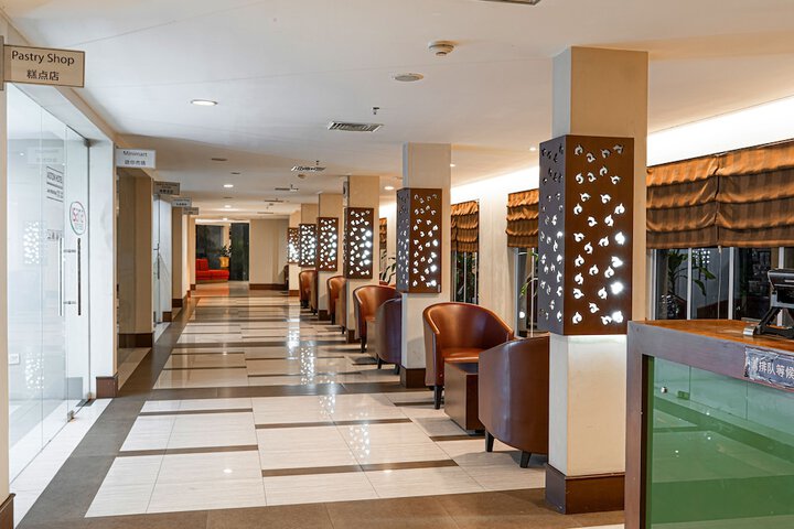 Hotel Interior 4 of 27