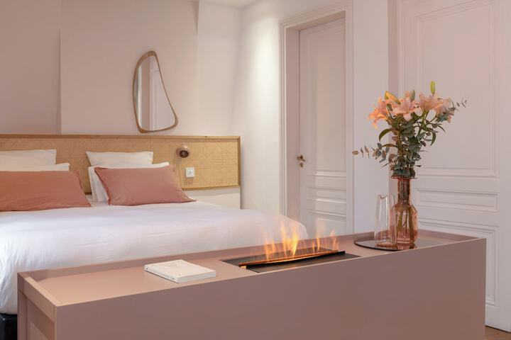 Room 293 of 780
