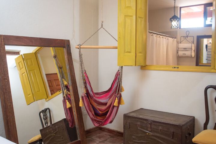 Room 13 of 70