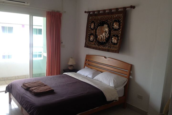 Room 10 of 69