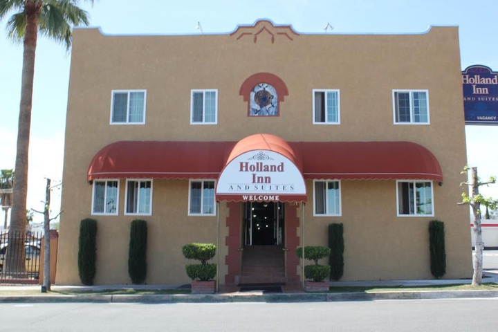 Hotel 35 of 40