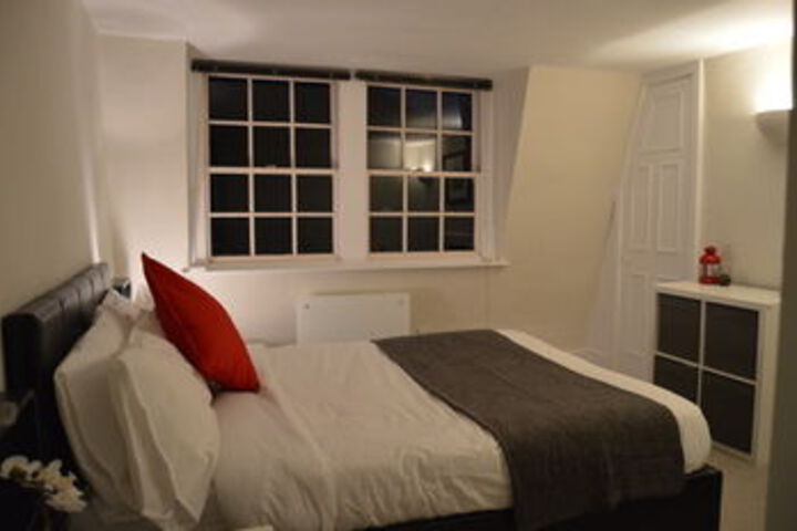 Room 15 of 34