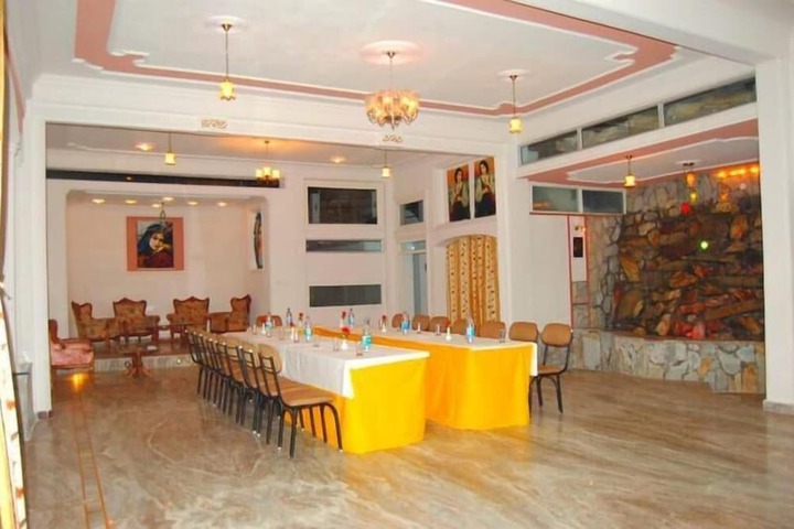 Ballroom/Hall 4 of 10