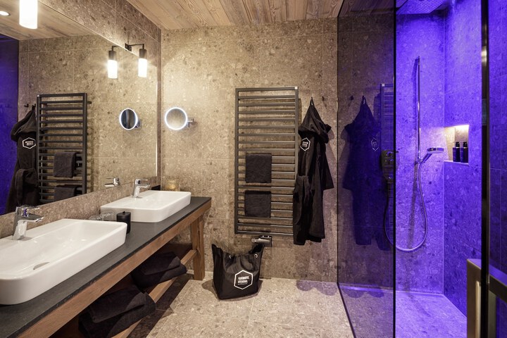 Room 29 of 57