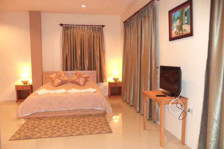 Room 15 of 38