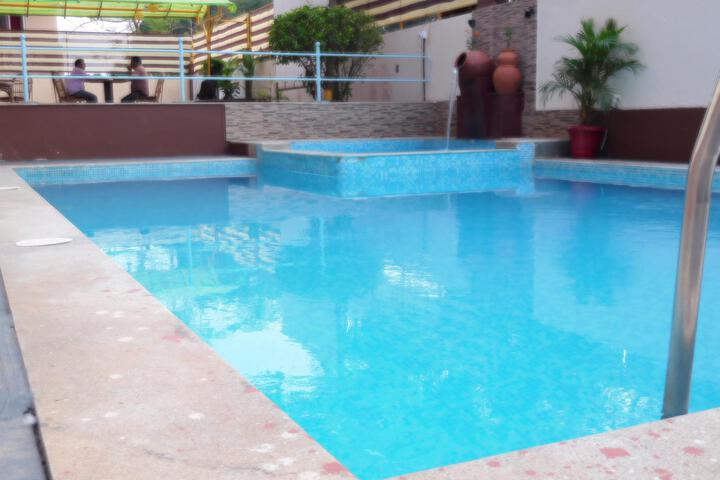 Pool 6 of 6