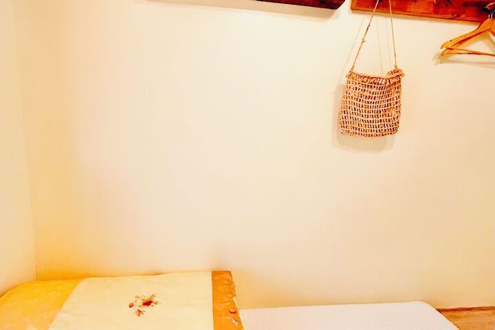 Room 25 of 58