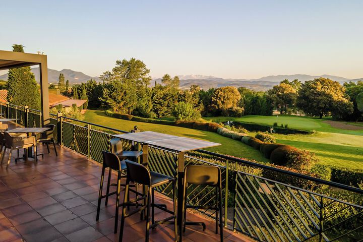 Terrace/Patio 17 of 34