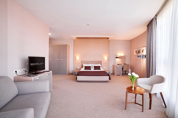 Room 15 of 74