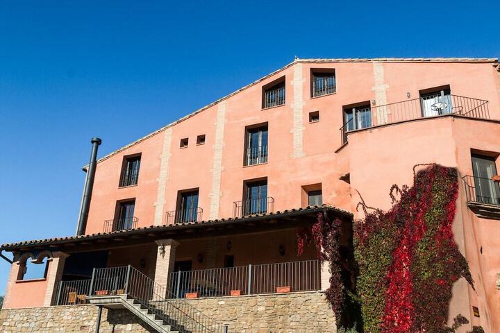 LA SAL - HOTEL RURAL Y RESTAURANTE