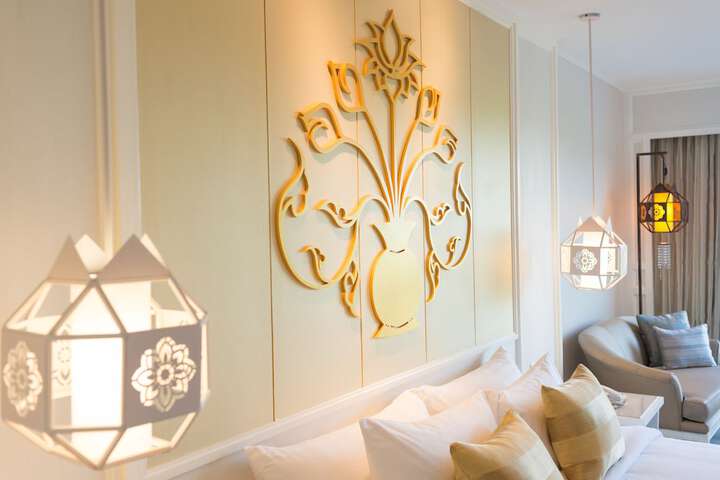 Room 27 of 182