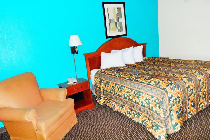 Room 5 of 19