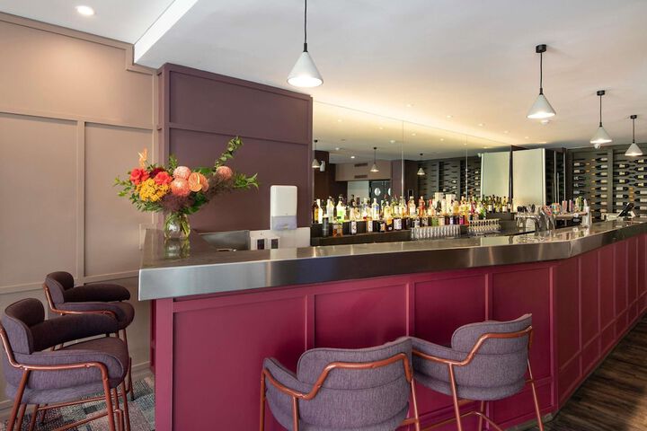 Hotel 100 of 104