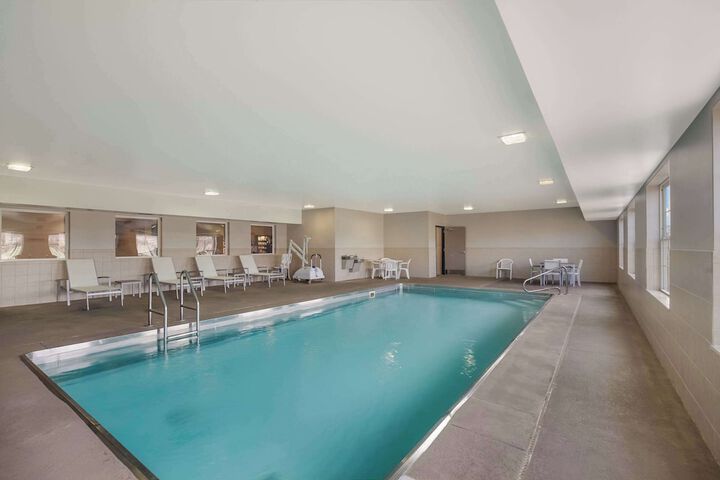 Pool 53 of 72