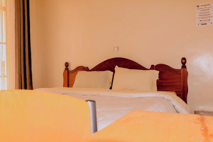 Room 5 of 28