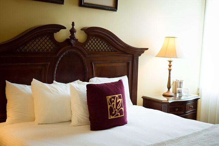 1 King Bed (17 of 22)