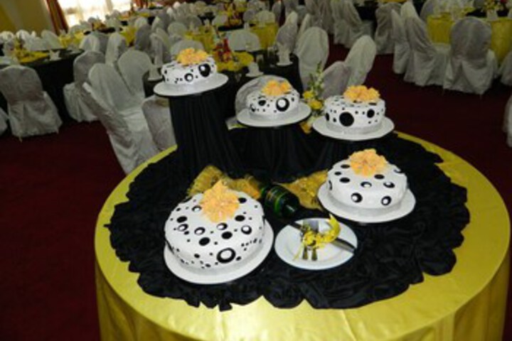 Ballroom/Hall 3 of 21