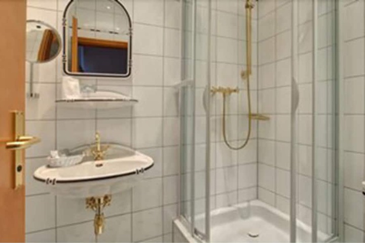 Bathroom Interior Photo