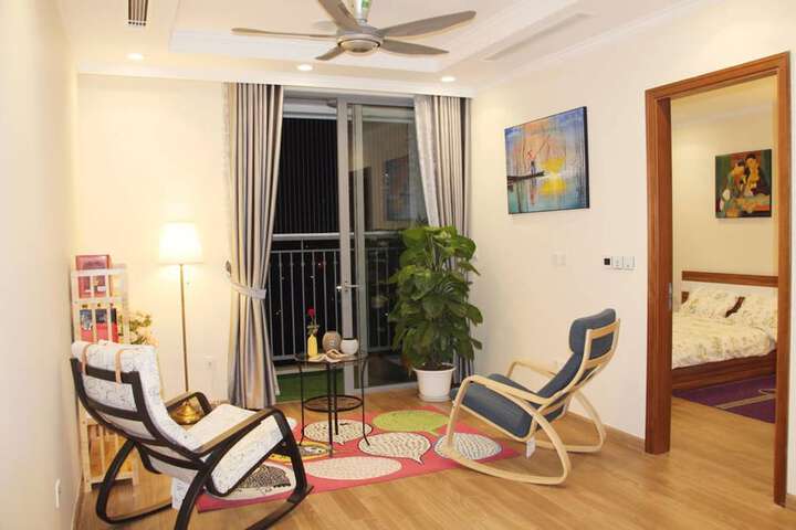 Room 6 of 15