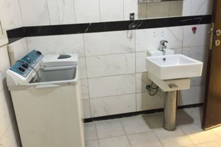 Room 2 of 29