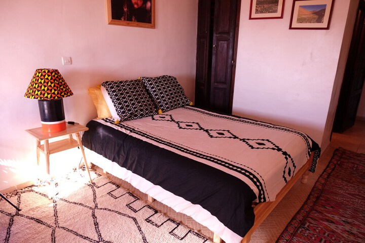 Room 4 of 34