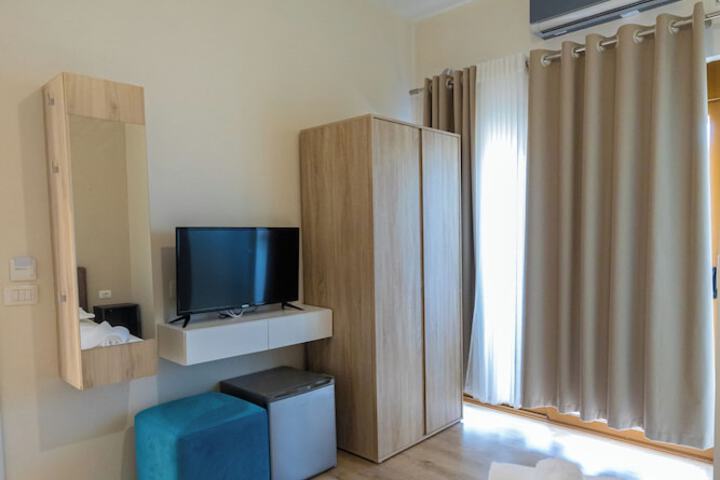 Room 10 of 110