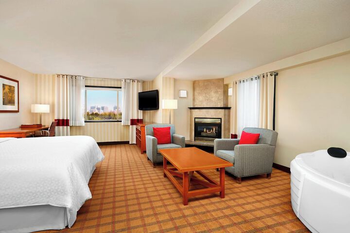 Room 31 of 77