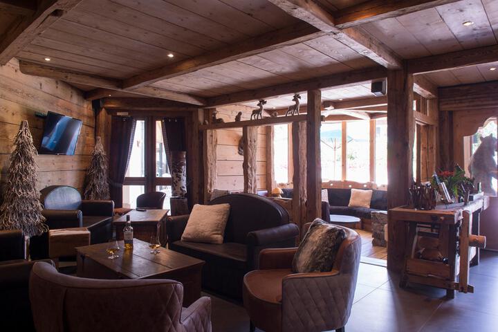 Hotel Interior 10 of 76