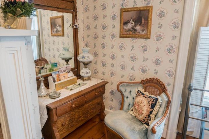 Room 15 of 40
