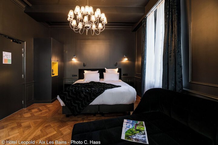 Room 30 of 77