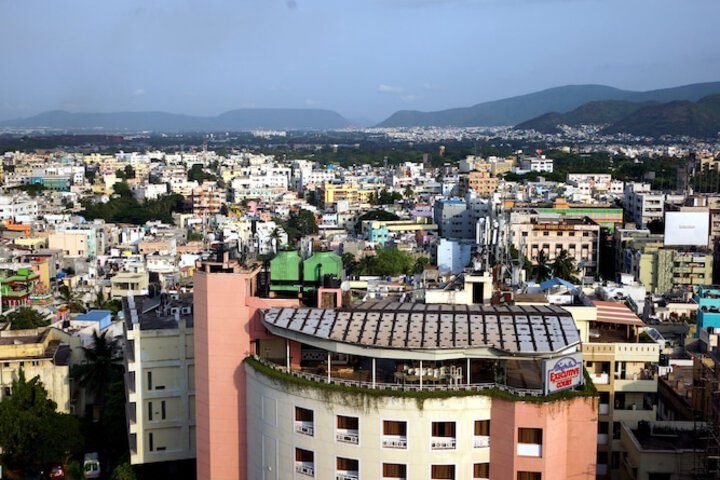 Daspalla Executive Court