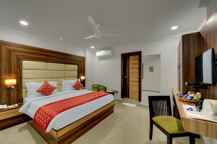 Room 7 of 20