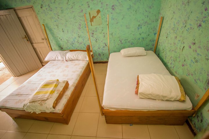 Room 17 of 20