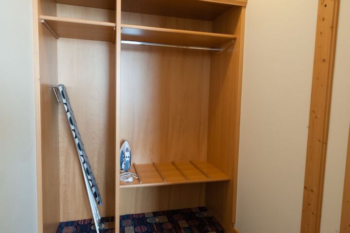 Room 89 of 180