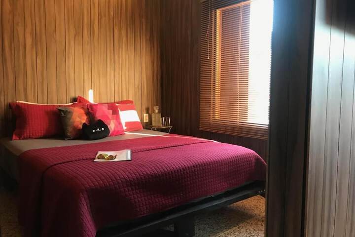 Room 18 of 26