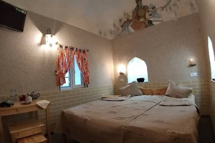 Room 7 of 46