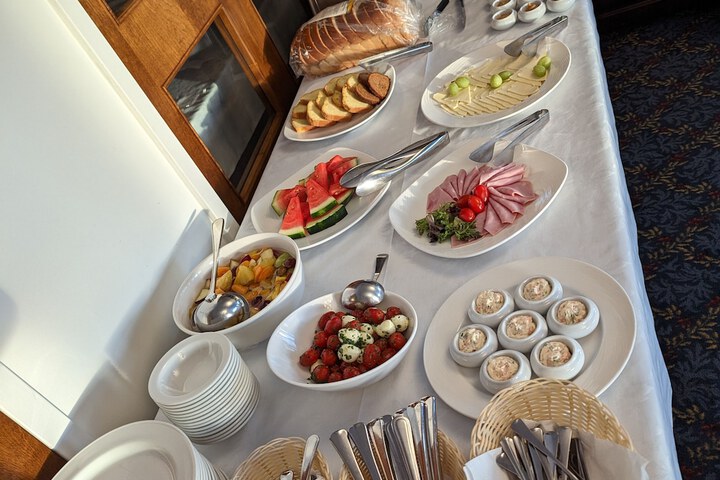 Breakfast/Coffee Service 22 of 50